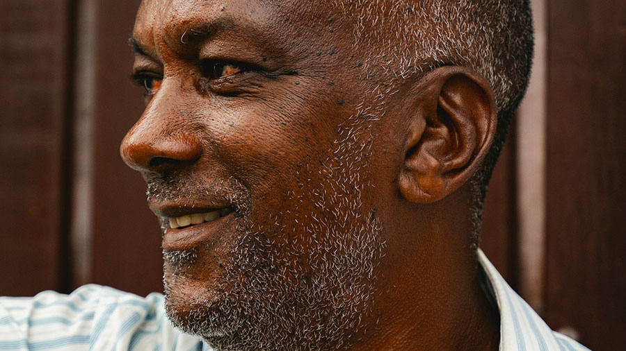 06 15 Mdm Ses Oreilles Ouvrirent W