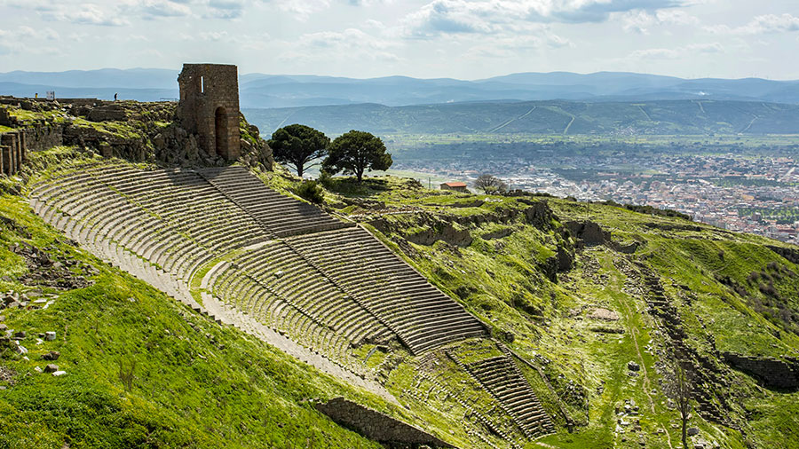 10 11 Mdm Manne Cachee W