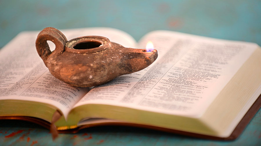 08 06 Mdm Parole Est Une Lampe W