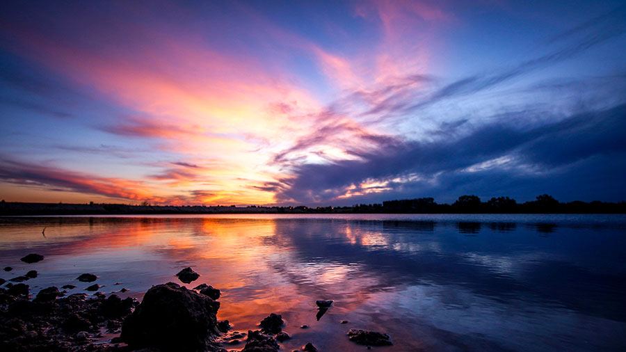 05 30 Mdm Qui Sera Contre Nous W