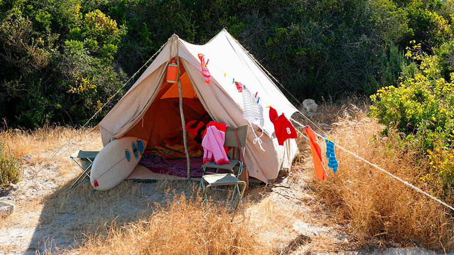 08 30 Mdm Murmures Dans Les Tentes W